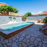 Three-bedroom In Betiga Barbariga