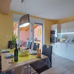 Three-bedroom In Betiga Barbariga